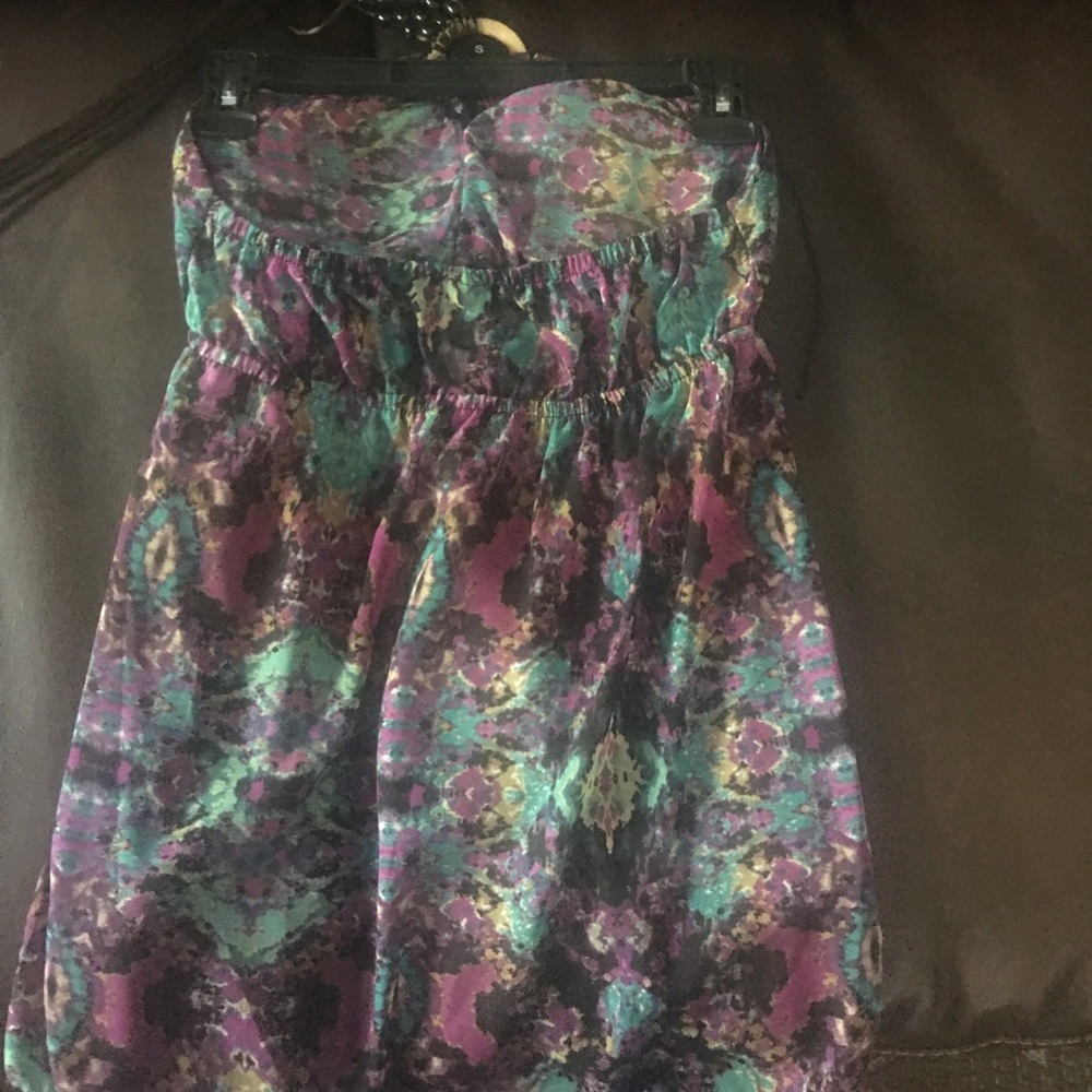Strapless blouses - Picture 3 of 3